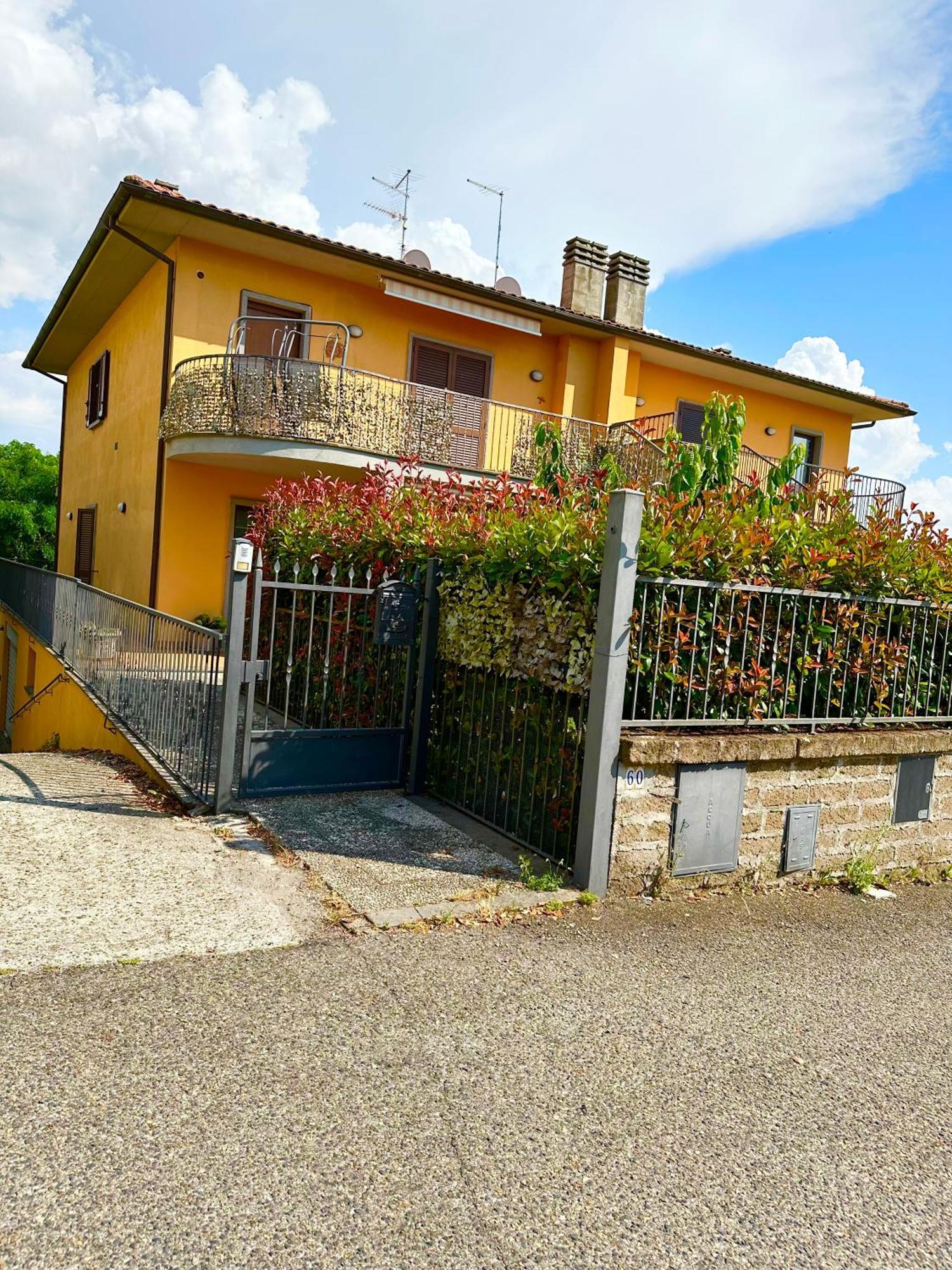 La Casa Di Maurizio Apartment Montefiascone Luaran gambar